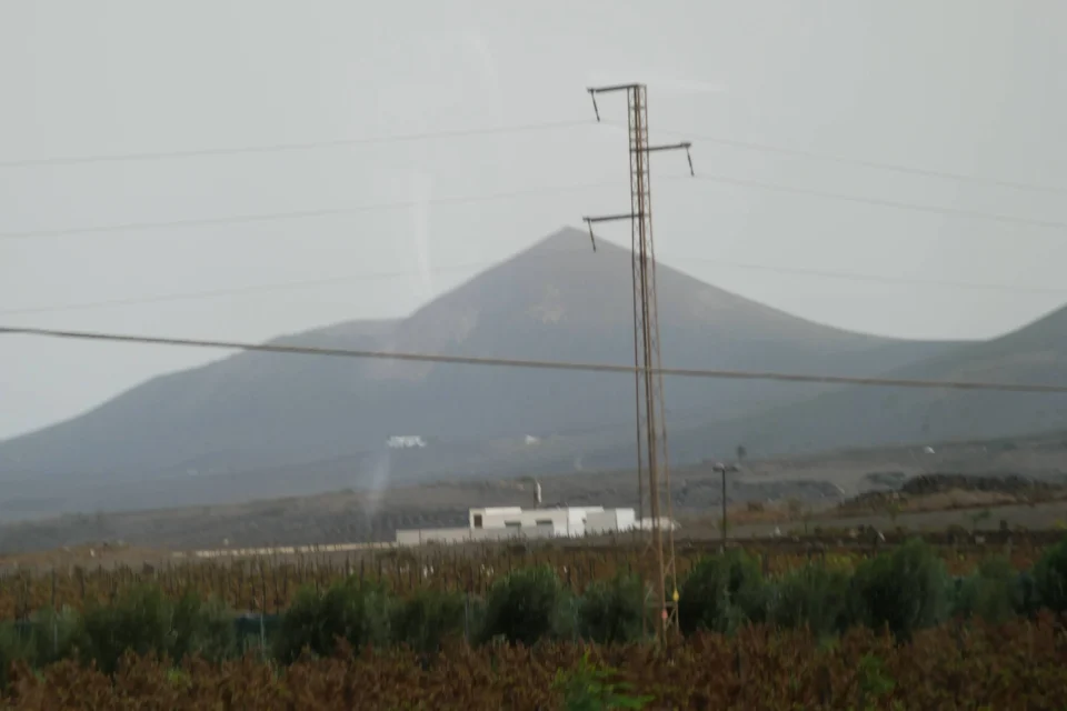 P1000841 960x640